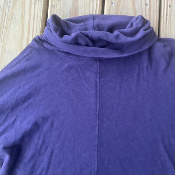 ** 500 Maison Cinqcent Slub Cotton Raw Hem Turtleneck Purple Medium - Picture 6 of 10